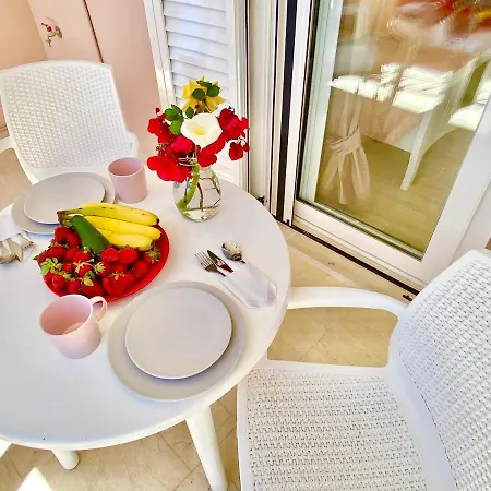 Nissaki And Vasilis House *