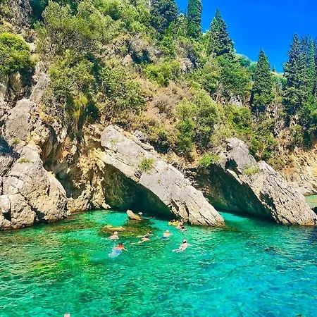 Nissaki And Vasilis House *