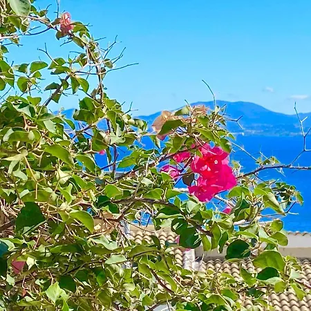 Nissaki And Vasilis House *