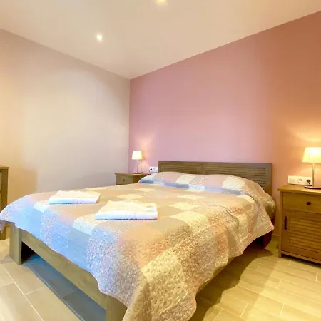 Nissaki And Vasilis House