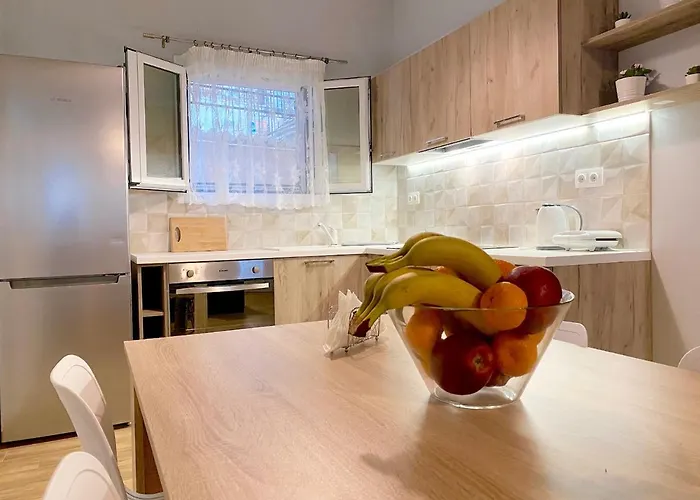 Nissaki Apartments&vasilis House *