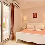 Apartment Nissaki And Vasilis House